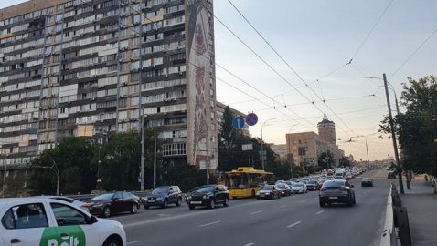 Часть Киева осталась без света